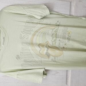 American Eagle Outfitters Green Short Sleeve Tee Vintage Graphic